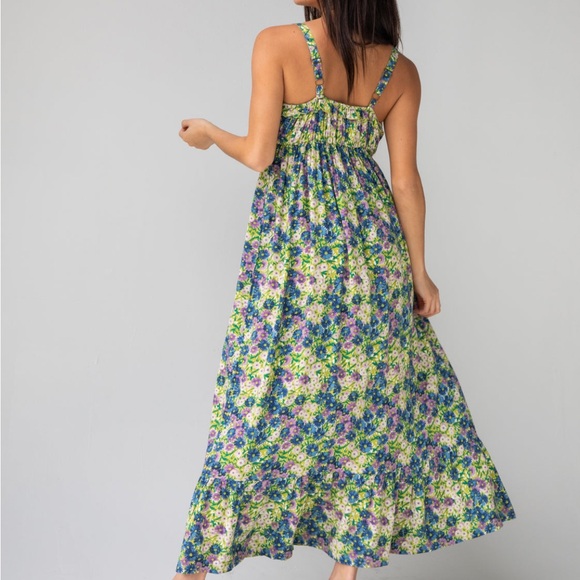 Elizabeth Maxi Dress by Natural Life. - Picture 2 of 8